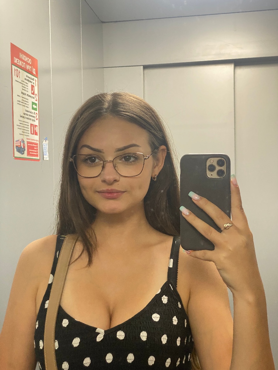 Sexy model Stacy in Houston